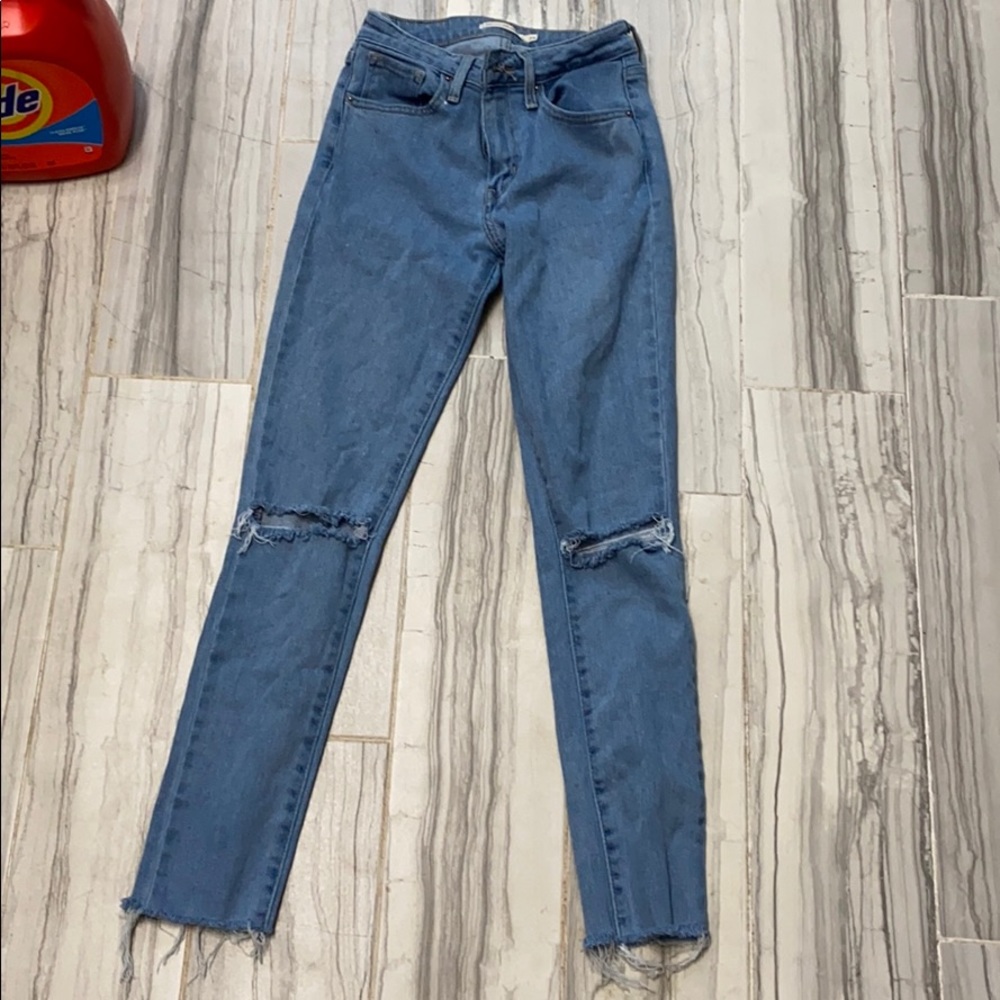 Levi jeans